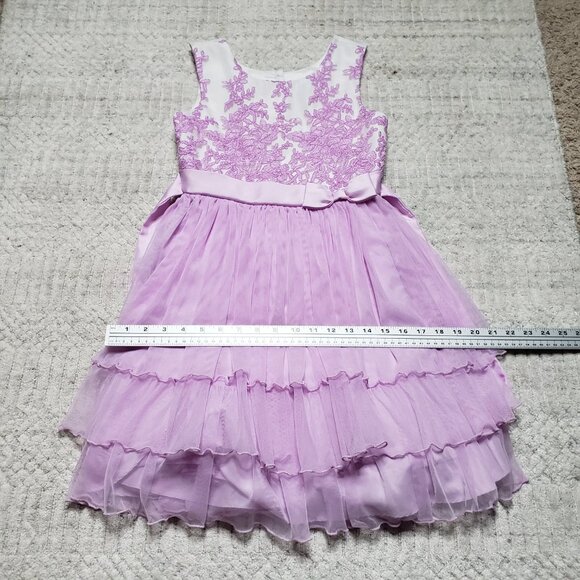 Jona Michelle Lace and Belted Fancy Dress Size 10 - Picture 3 of 9